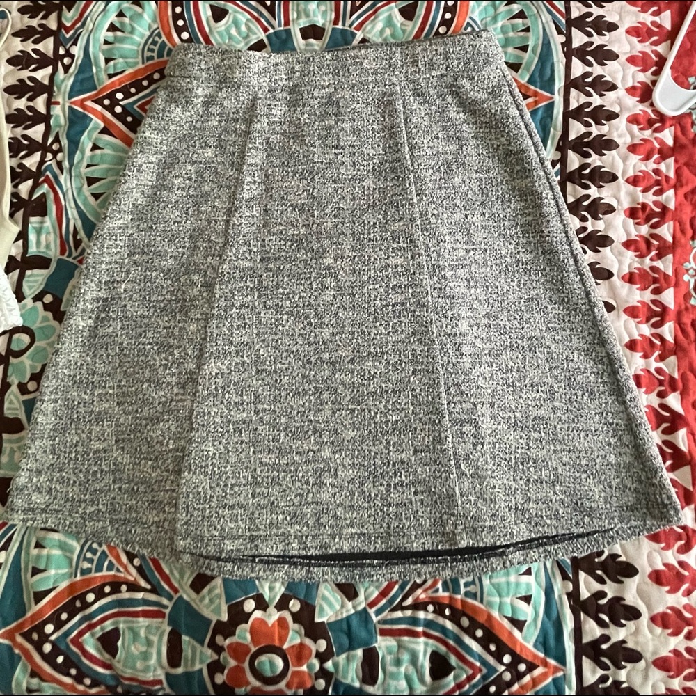 Polyester/cotton grey black med asymmetrical women’s skirt…great condition